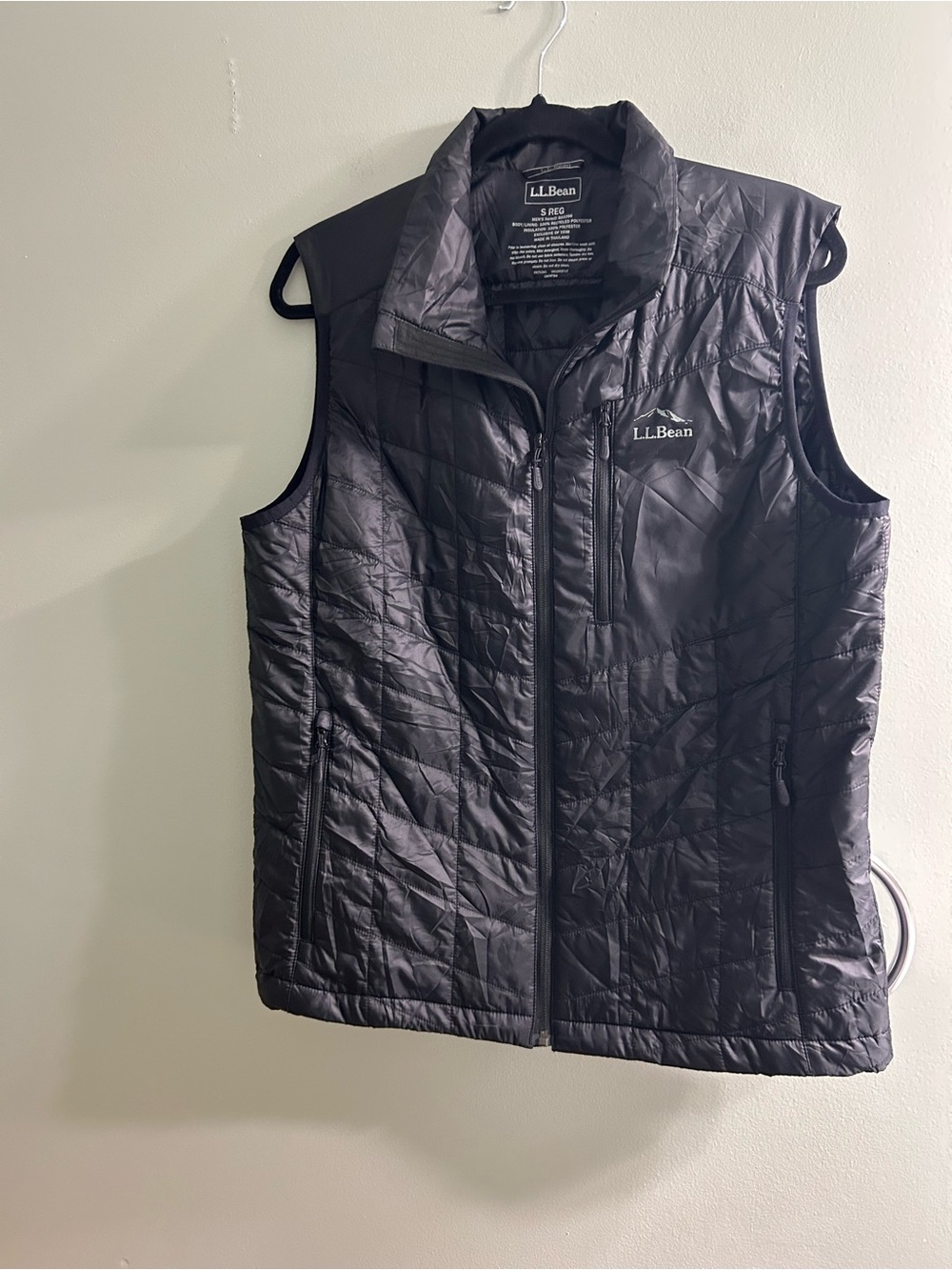 NWOT L.L.Bean PrimaLoft Packaway vest black - Picture 11 of 12